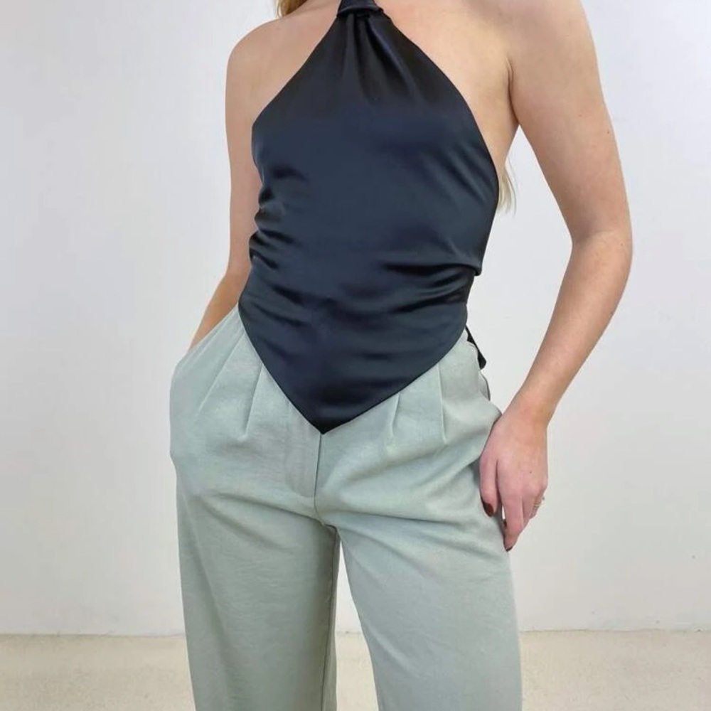 Solid Backless Halter Top (14) New! - image 4